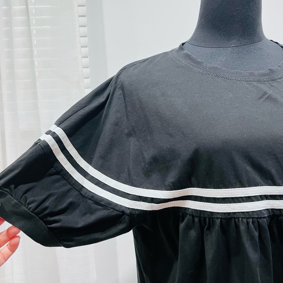 Korean Tops - Picture 2 of 2